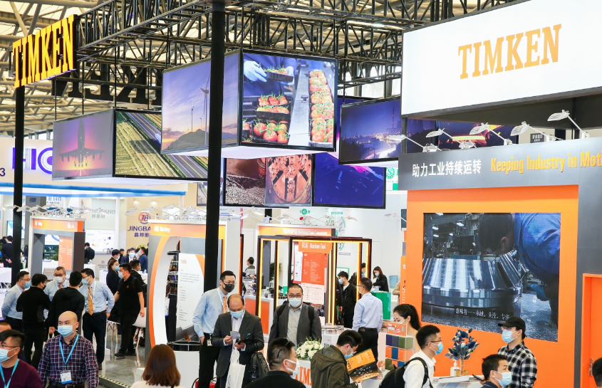 2026年上海国际重型机械装备展览会HEAVY MACHINERY ASIA参展商与海外采购商展台洽谈现场