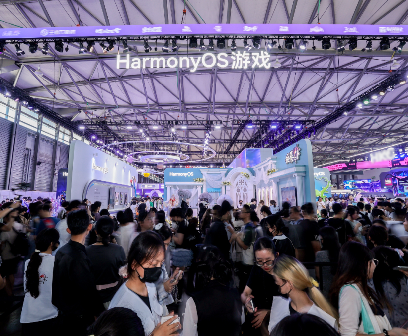 2027年中国(上海)国际数码互动娱乐展览会CJCHINAJOY参展商与海外采购商展台洽谈现场