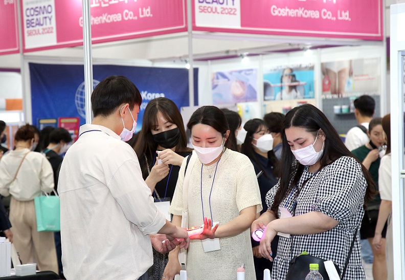 2027年韩国首尔化妆品及美容展览会COSMOBEAUTY SEOUL行业机械设备展品展台实拍