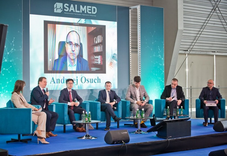 2026年波兰波兹南医疗器械展览会SALMED展馆现场，专业观众参观实况