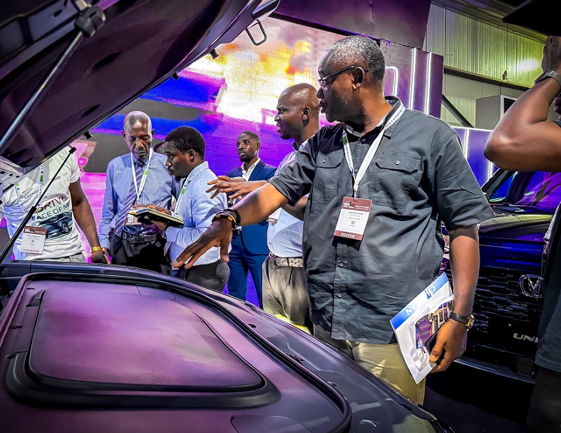 2027年尼日利亚西非汽配展览会West Africa Automotive Show展馆现场，专业观众参观实况