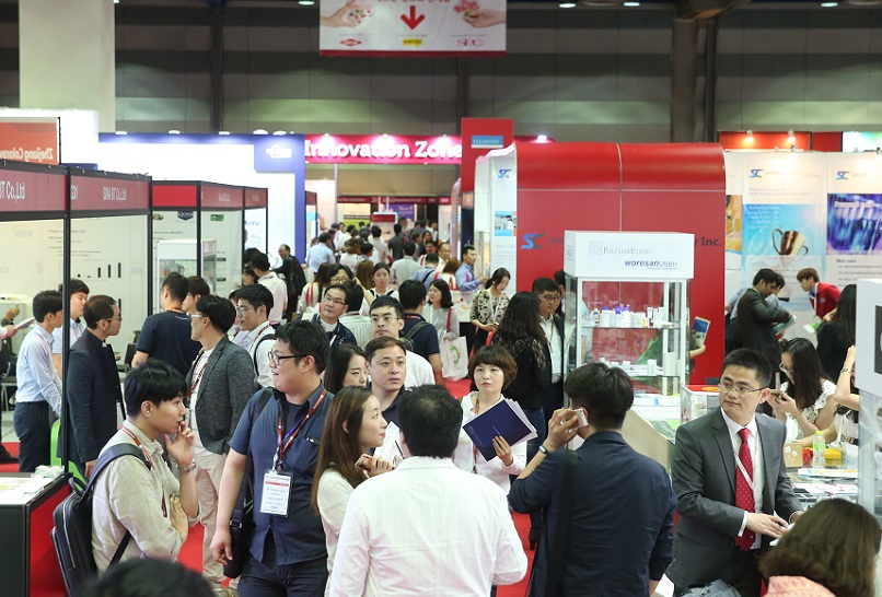 2027年韩国国际化妆品原料展览会In-Cosmetics Korea参展商与海外采购商展台洽谈现场