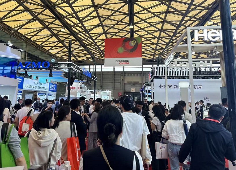 2027年上海国际半导体展览会SEMICONSEMICON CHINA展馆内部展台环境实拍