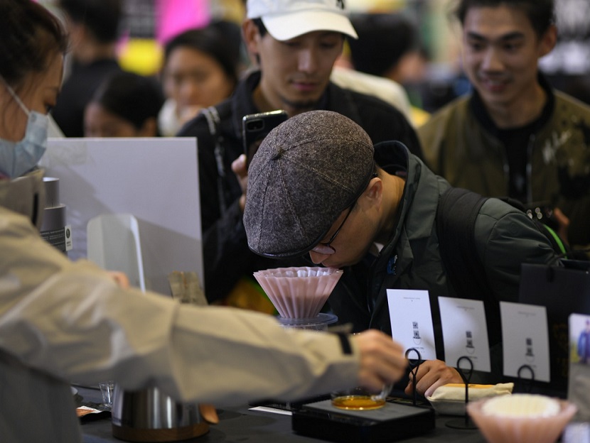 2027年上海咖啡美食文化节-上海咖啡周COFFEE FOODIE FESTIVAL展馆现场,专业观众参观实况