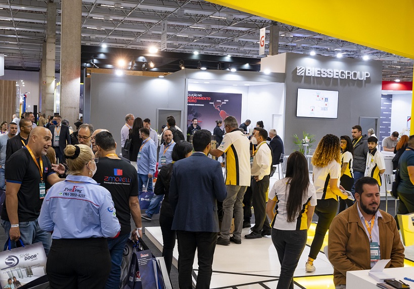 2027年巴西圣保罗玻璃工业展览会Glass South America展会现场产品演示与行业交流活动