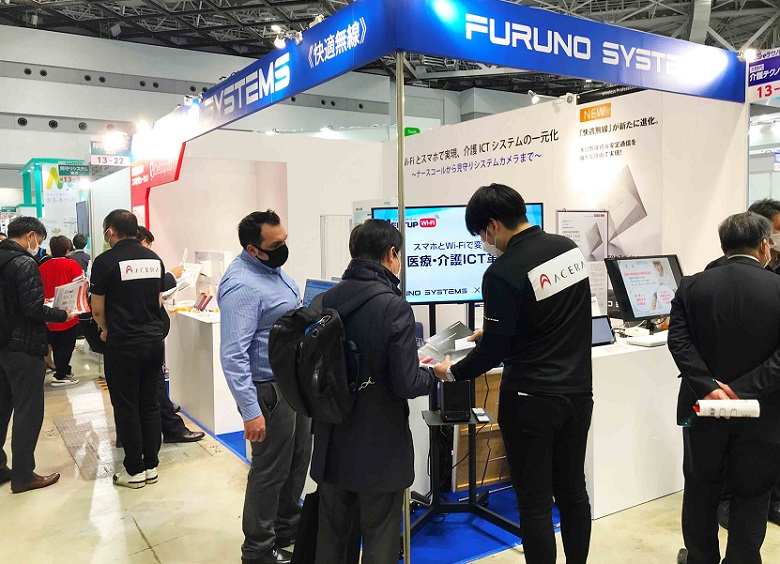 2026年日本东京养老用品及机构产业展览会CareTEX展馆现场,专业观众参观实况