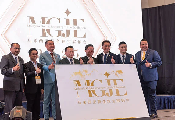 2027年马来西亚国际黄金珠宝贸易展MCJEMALAYSIA GOLD & JEWELLERY TRADE EXHIBITION展馆现场,专业观众参观实况