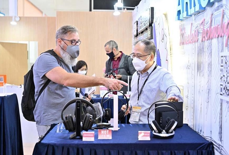 2027年香港资讯科技展-香港国际科创展ICT EXPO展会现场产品演示与行业交流活动