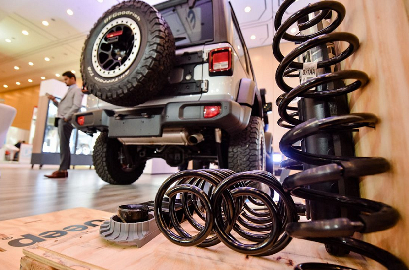 2027年法兰克福沙特汽配展Automechanika Riyadh参展商与海外采购商展台洽谈现场