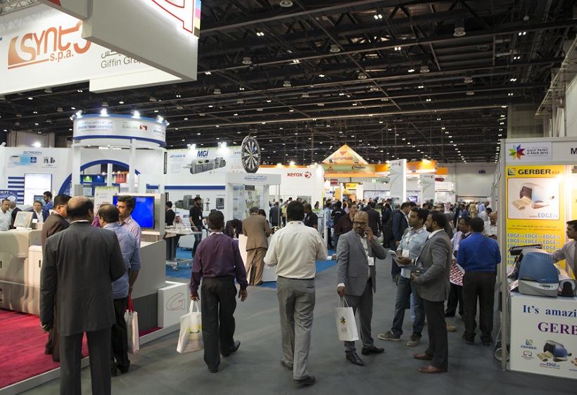 2027年中东迪拜印刷及包装展览会Gulf Print Pack参展商与海外采购商展台洽谈现场