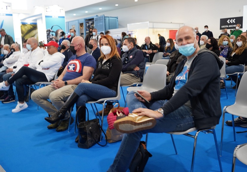2027年意大利博洛尼亚潜水展European Dive Show展馆现场，专业观众参观实况