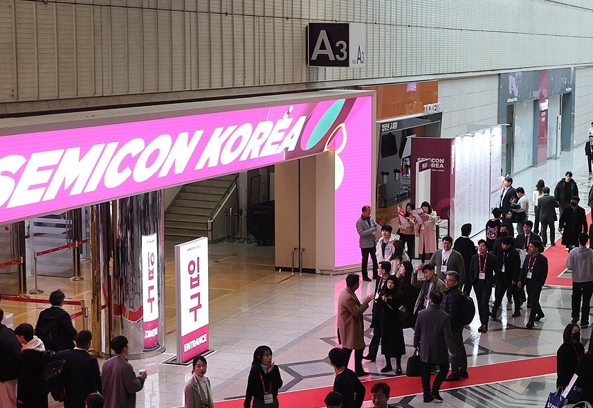 2027年韩国首尔半导体展览会 SEMICON KOREA展馆内部展台环境实拍