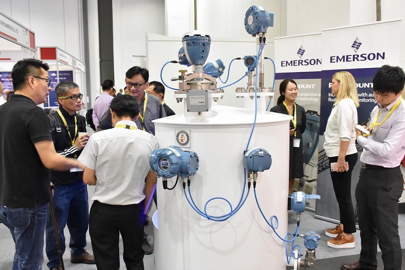2027年德国多特蒙德泵阀展览会Pumps Valves参展商与海外采购商展台洽谈现场