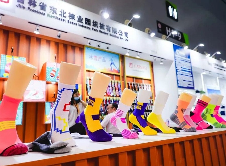 2027年上海袜交会-上海国际袜业采购交易展CHPE展会现场产品演示与行业交流活动