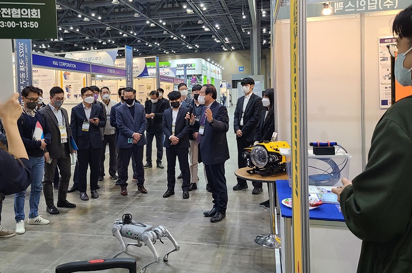 2027年韩国建筑建材展览会KOREA BUILD WEEK行业机械设备展品展台实拍