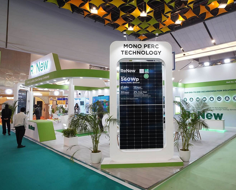 2027年印度石油天然气展-印度能源周India Energy Week参展商与海外采购商展台洽谈现场