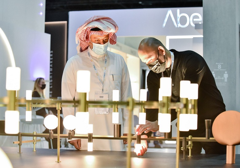 2027年中东迪拜城市、建筑及商业照明展览会Light  Middle East行业机械设备展品展台实拍