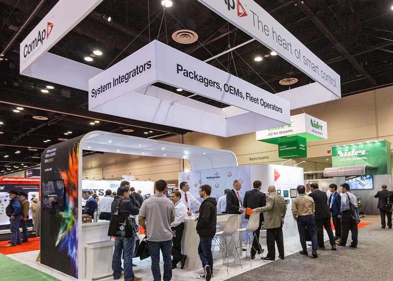 2027年美国电力展览会PowerGen International参展商与海外采购商展台洽谈现场