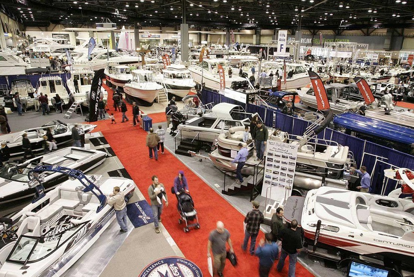 2027年美国诺维游艇展览会DETROIT BOAT SHOW参展商与海外采购商展台洽谈现场