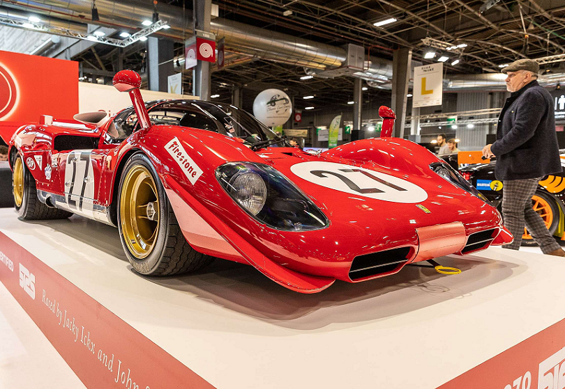 2027年法国巴黎古董汽车、摩托车展览会Retromobile行业机械设备展品展台实拍
