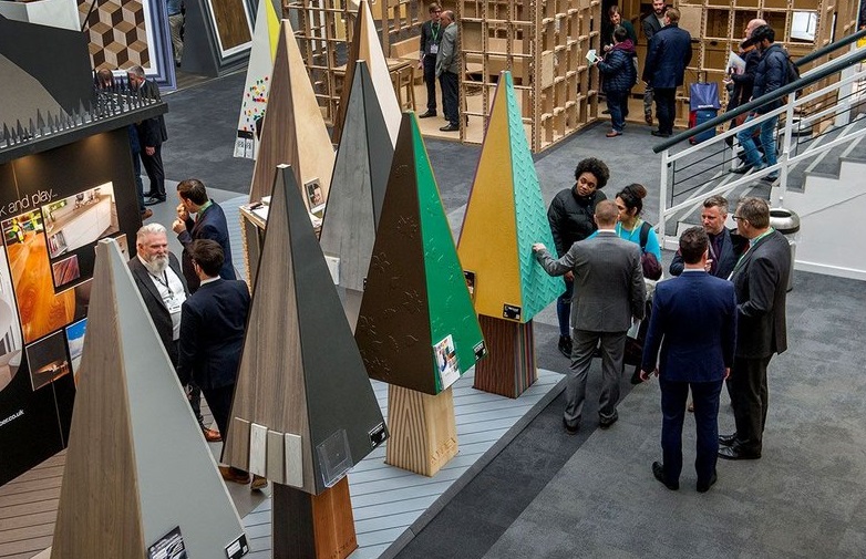 2027年英国伦敦地面材料展览会Surface Design Show展馆内部展台环境实拍