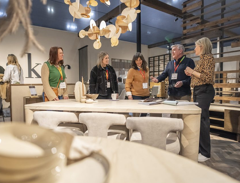 2027年英国伯明翰家具展览会January Furniture Show展馆内部展台环境实拍