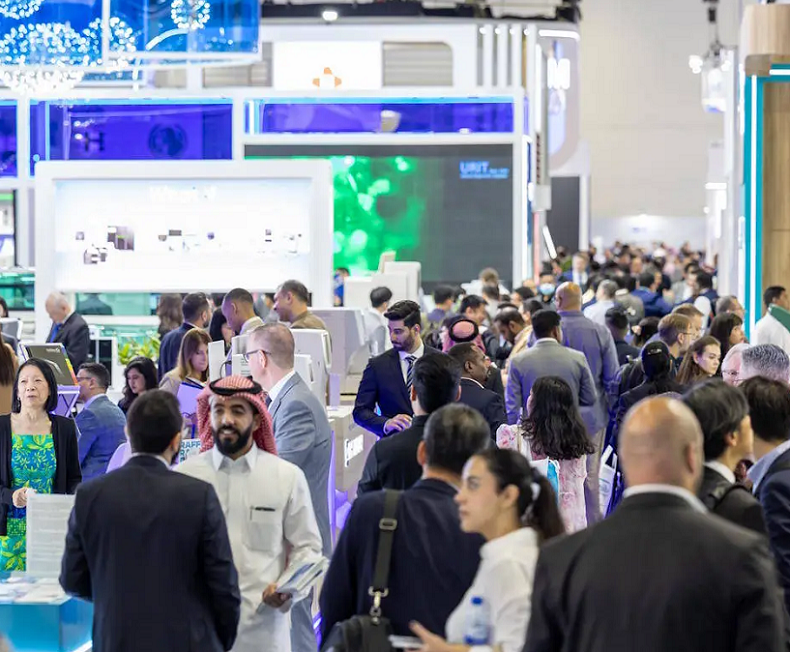 2027年中东迪拜实验室仪器分析测试展WHX LabsWorld Health Expo Labs行业机械设备展品展台实拍