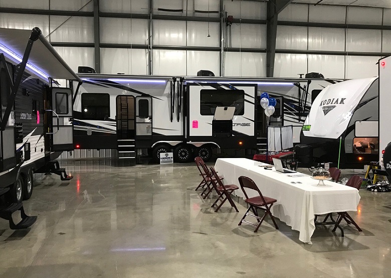 2027年加拿大多伦多房车露营展Camping & RV Show展馆内部展台环境实拍