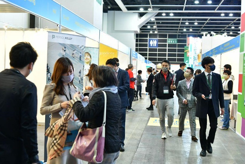2027年香港教育及职业展览会EDUCATION&CAREERS EXPO展馆现场,专业观众参观实况