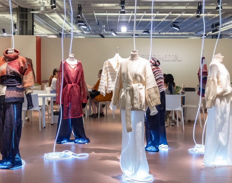 2027年意大利佛罗伦萨纺织纱线展览会Pitti Immagine Filati展会现场产品演示与行业交流活动