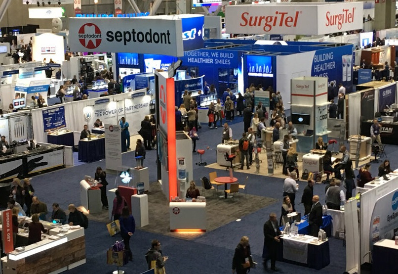 2027年美国波士顿牙科展览会Yankee Dental Congress展馆现场，专业观众参观实况