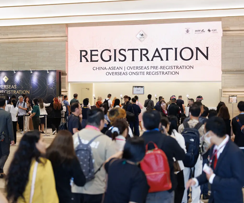 2027年泰国曼谷春季珠宝钟表及宝石展览会Bangkok Gems & Jewelry Fair展馆内部展台环境实拍