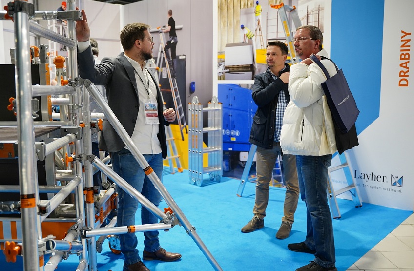 2027年波兰华沙暖通、制冷展览会Warsaw HVAC Expo参展商与海外采购商展台洽谈现场