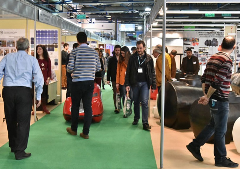 2027年希腊太阳能光伏、储能展览会 Verde tec参展商与海外采购商展台洽谈现场