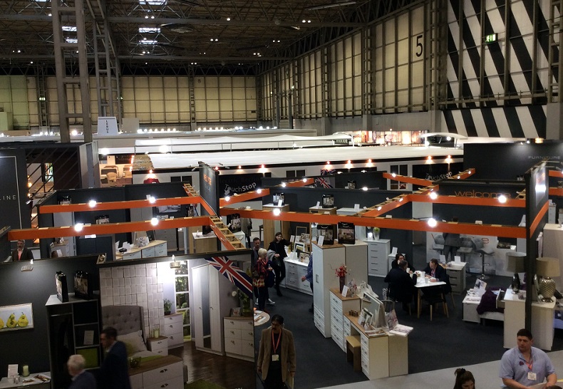 2027年英国伯明翰家具展览会January Furniture Show展会现场产品演示与行业交流活动