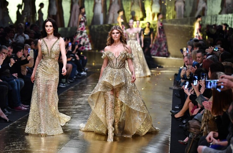 2027年土耳其伊兹密尔婚纱礼服展览会IF Wedding Fashion Izmir参展商与海外采购商展台洽谈现场