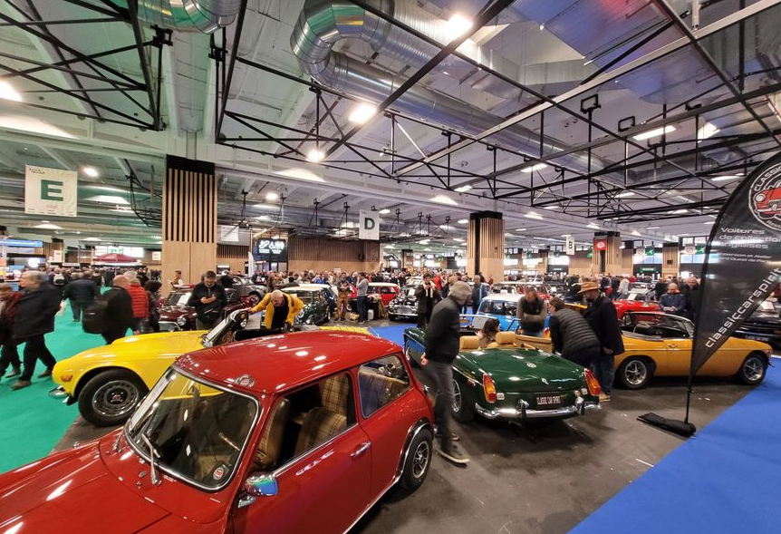 2027年法国巴黎古董汽车、摩托车展览会Retromobile行业机械设备展品展台实拍