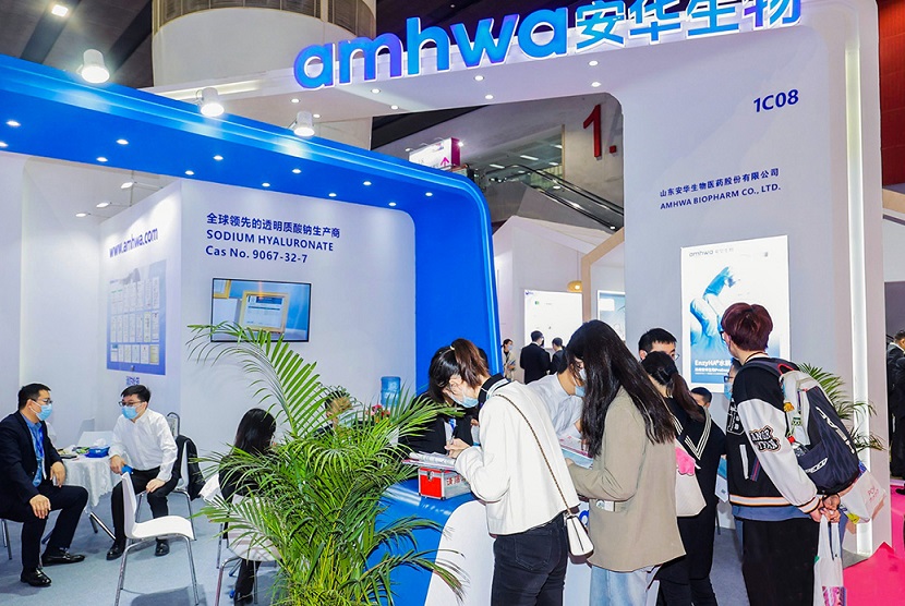 2027年中国（广州）国际化妆品原料、个人护理原料展PCHi展馆内部展台环境实拍