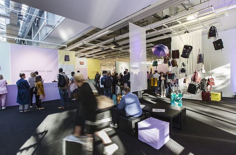 2027年德国奥芬巴赫箱包皮具展览会ILM行业机械设备展品展台实拍