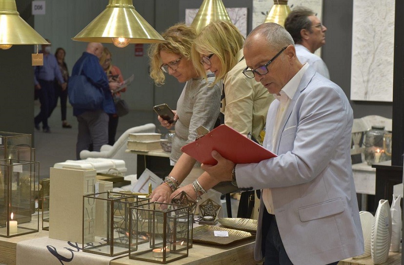 2027年意大利米兰家居及消费品礼品展Milano Home展馆现场，专业观众参观实况