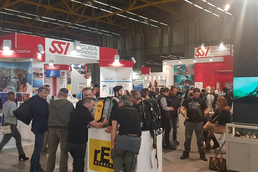 2027年意大利博洛尼亚潜水展European Dive Show展馆现场，专业观众参观实况