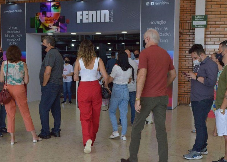 2027年巴西南部时尚服装、面料展览会Fenin Fashion展馆内部展台环境实拍