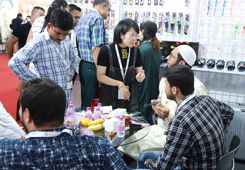 2027年印度消费电子及家电展览会Consumer Electronics India参展商与海外采购商展台洽谈现场
