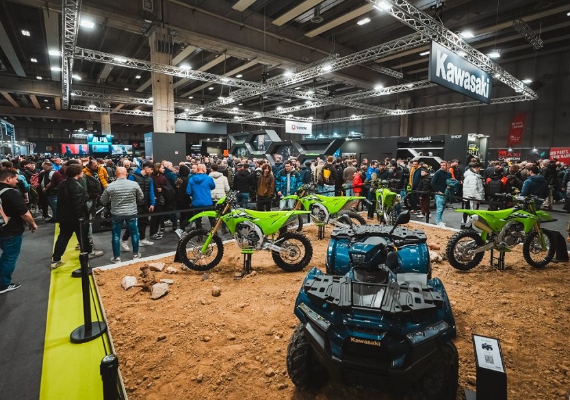 2027年意大利维罗纳摩托车展览会MBEMOTOR BIKE EXPO VERONA参展商与海外采购商展台洽谈现场