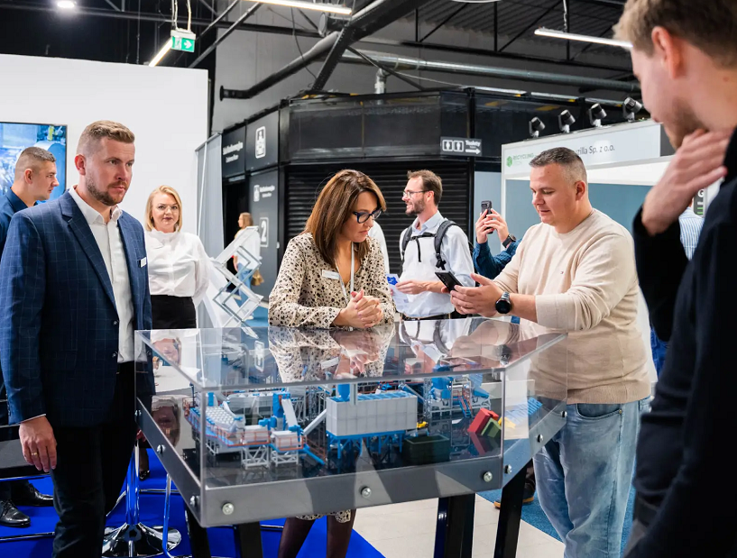 2027年波兰华沙仓储物流展览会Intralogistica Poland Expo展馆现场,专业观众参观实况