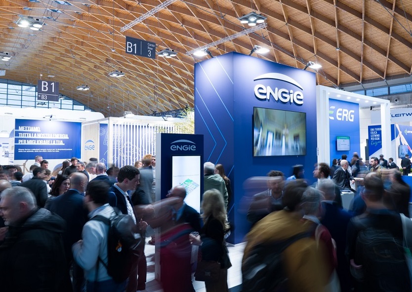 2027年意大利太阳能、风能及电力展KEYThe Energy Transition Expo展会现场产品演示与行业交流活动