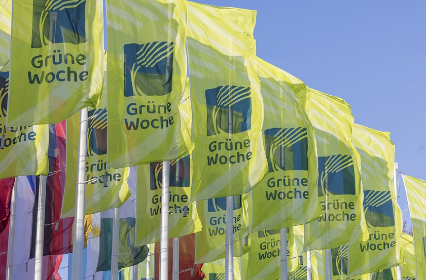 2027年德国柏林农业及农产品展-柏林国际绿色周Grüne Woche参展商与海外采购商展台洽谈现场