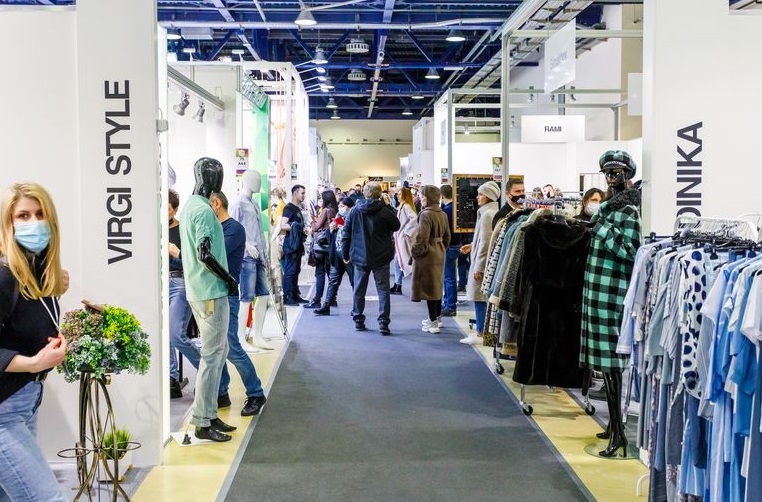 2026年俄罗斯时尚服装服饰展览会FASHION STYLE RUSSIA行业机械设备展品展台实拍