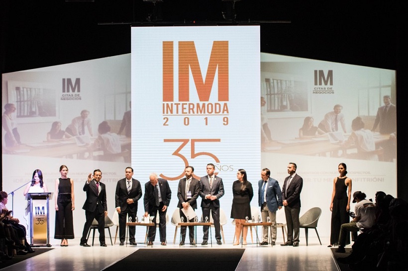 2027年墨西哥国际服装及纺织面料展览会INTERMODA展馆现场,专业观众参观实况