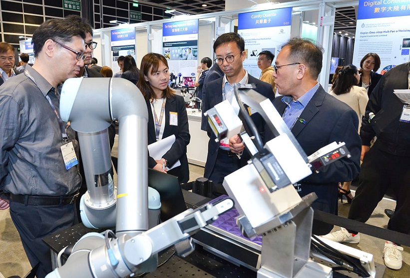 2027年瑞士日内瓦发明展览会Inventions Geneva行业机械设备展品展台实拍
